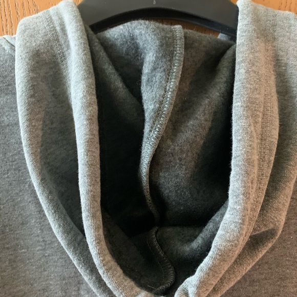 Levi's hoodie - men's size Large - Picture 8 of 10